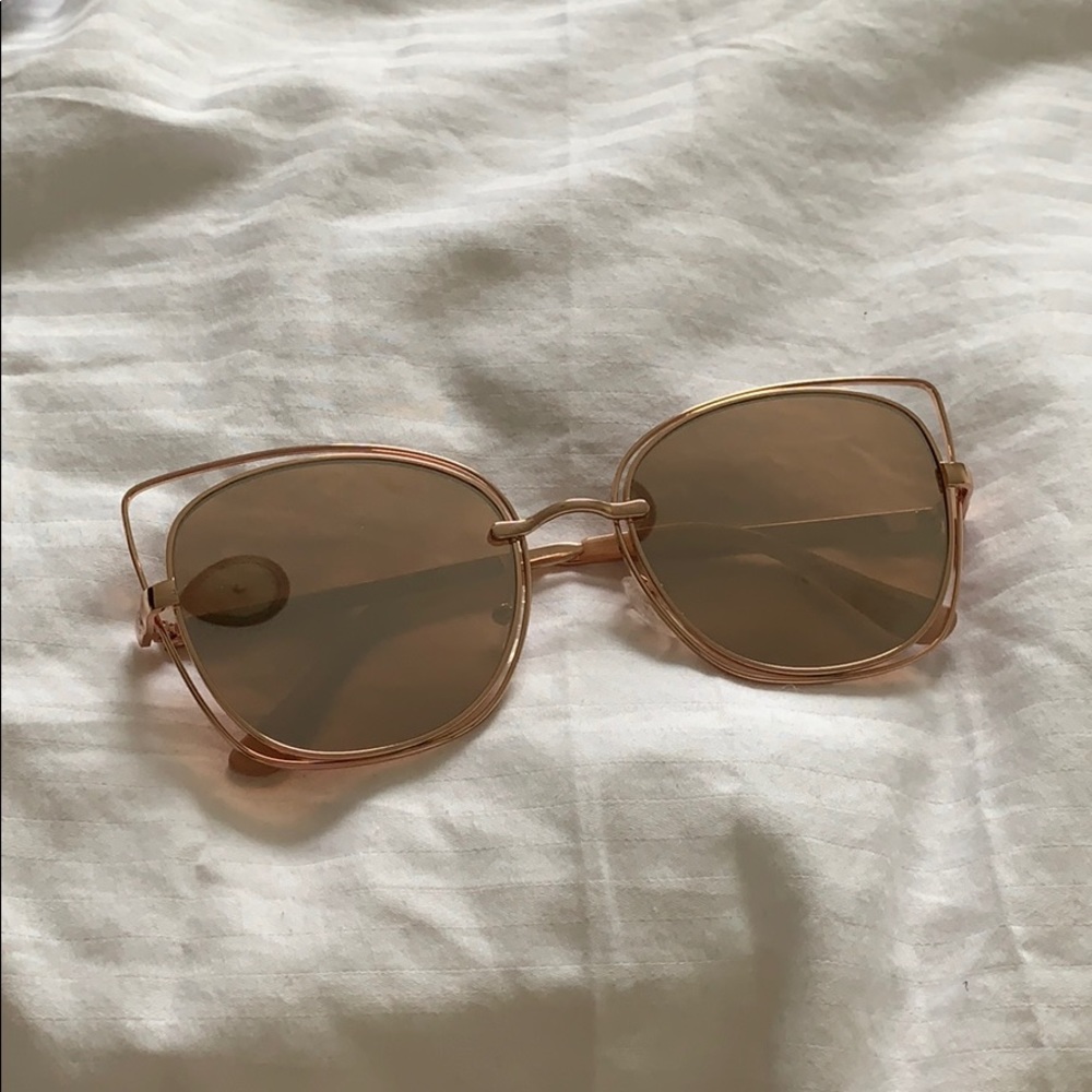 Rose Gold Cat Eye Mirror Sunglasses